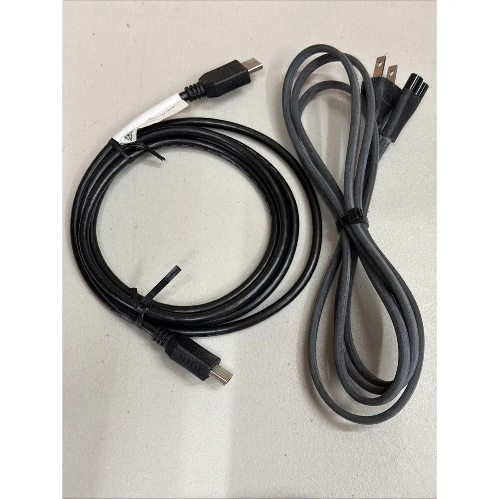 Apple TV Media Streamer A1469 (3rd Generation) w/ Remote, HDMI & Power Cable